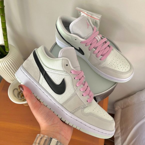 Nike Air Jordan 1 Low Barely Green Pink - Picture 4 of 5